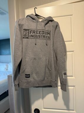 Freedom Industries Men's Gray Pullover Hoodie